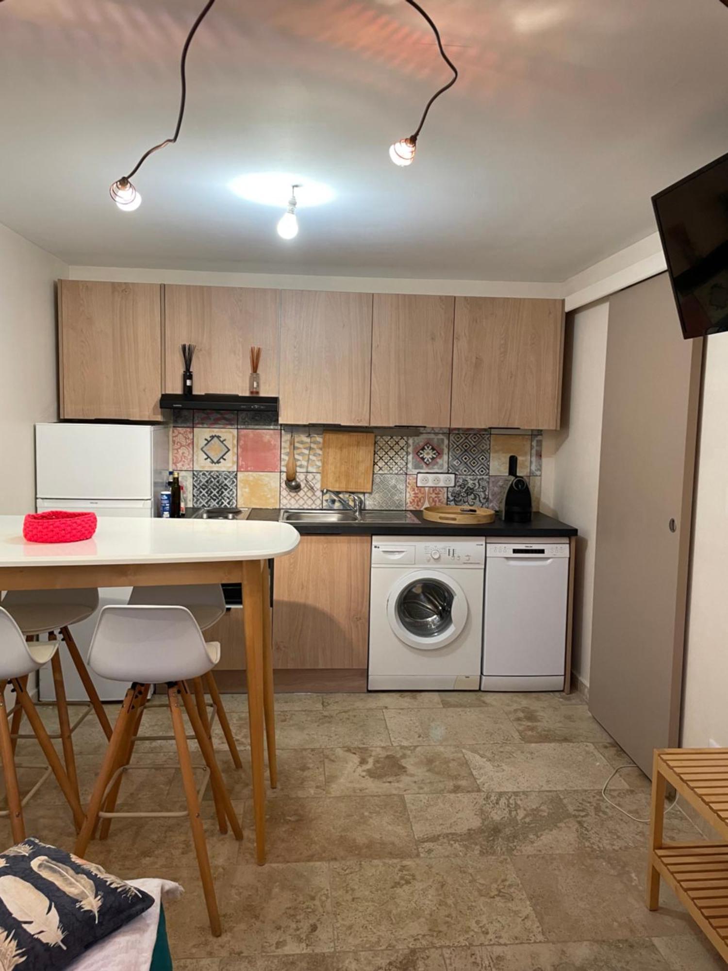 Petit Eden Apartment Ансюес-ла-Родон Екстериор снимка