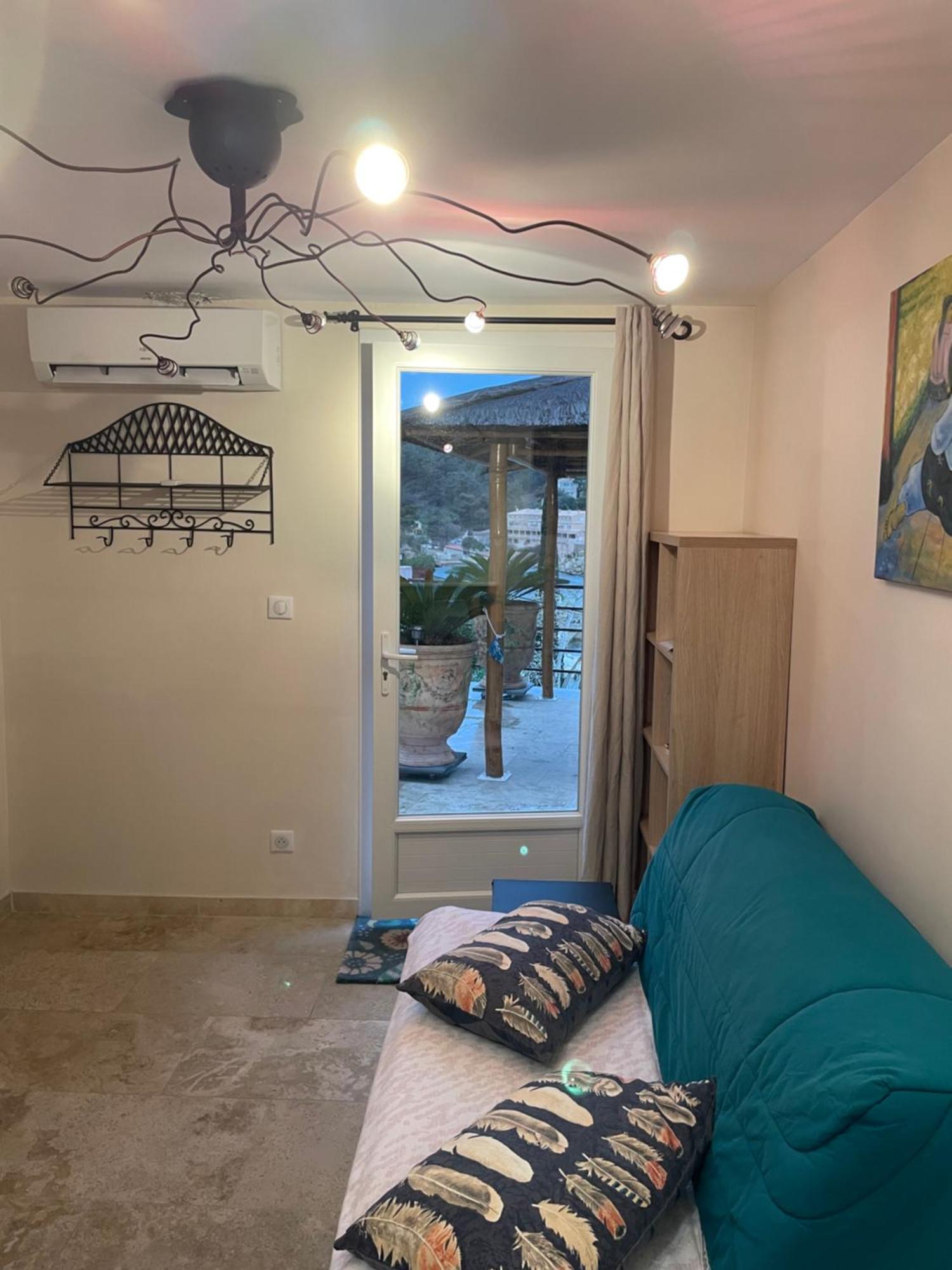 Petit Eden Apartment Ансюес-ла-Родон Екстериор снимка